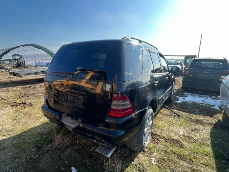 Mercedes-Benz ML 270, снимка 2 - Автомобили и джипове - 49026889