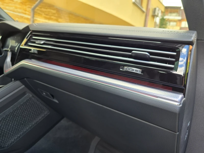 VW Touareg V8 R-Line 4.0TDI Black Optic , снимка 13 - Автомобили и джипове - 51511049