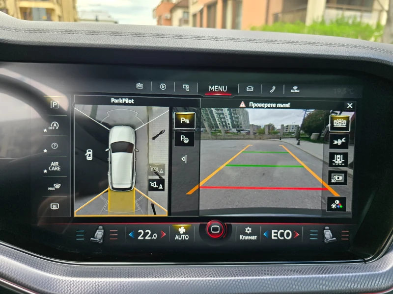 VW Touareg V8 R-Line 4.0TDI Black Optic , снимка 12 - Автомобили и джипове - 51511049