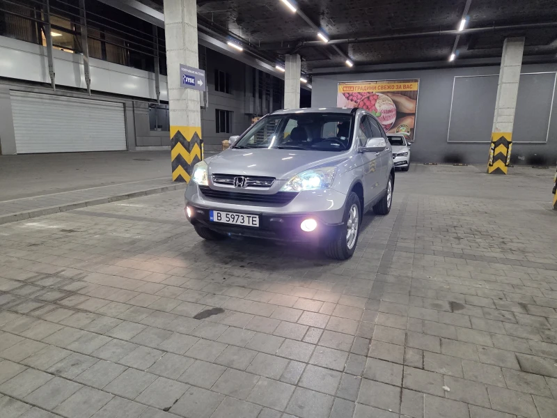 Honda Cr-v 3 gen. 2.2 i-ctdi, Navi страхотно запазена, снимка 2 - Автомобили и джипове - 52112357