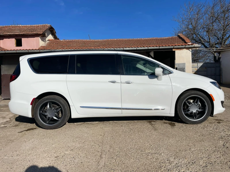 Chrysler Pacifica 3, 6L Pentastar , снимка 4 - Автомобили и джипове - 52448971