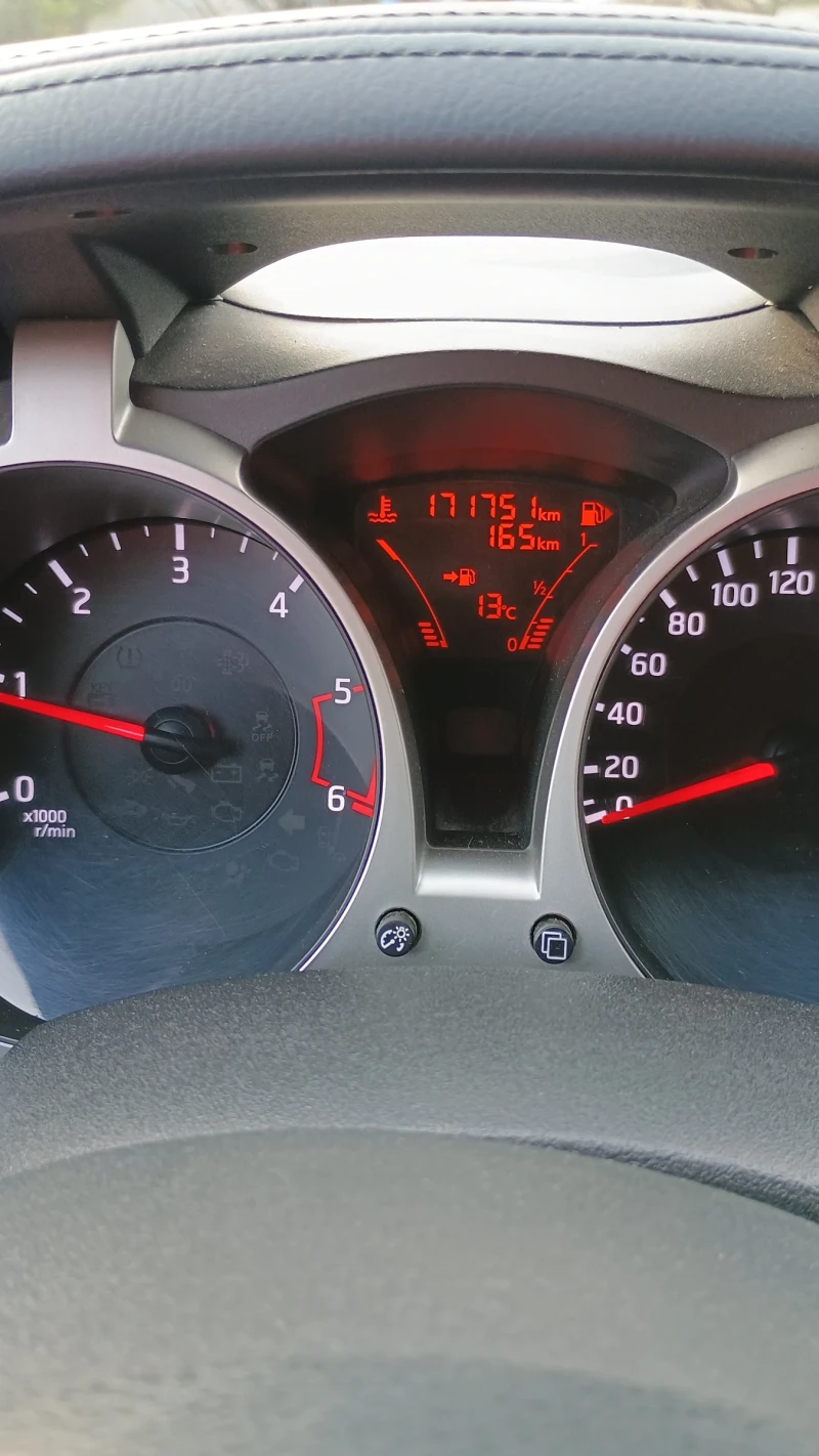 Nissan Juke 1.5 dci Tekna, снимка 5 - Автомобили и джипове - 52665758