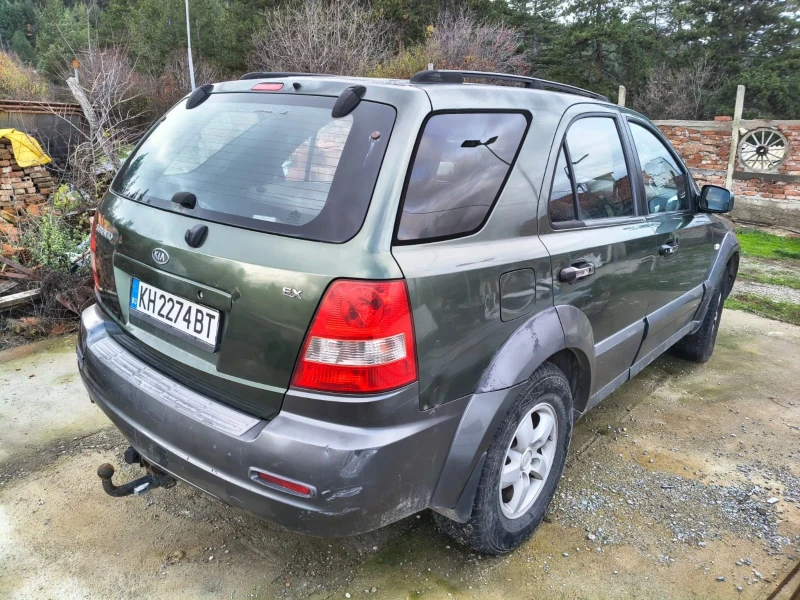 Kia Sorento 2.5, снимка 3 - Автомобили и джипове - 52706140