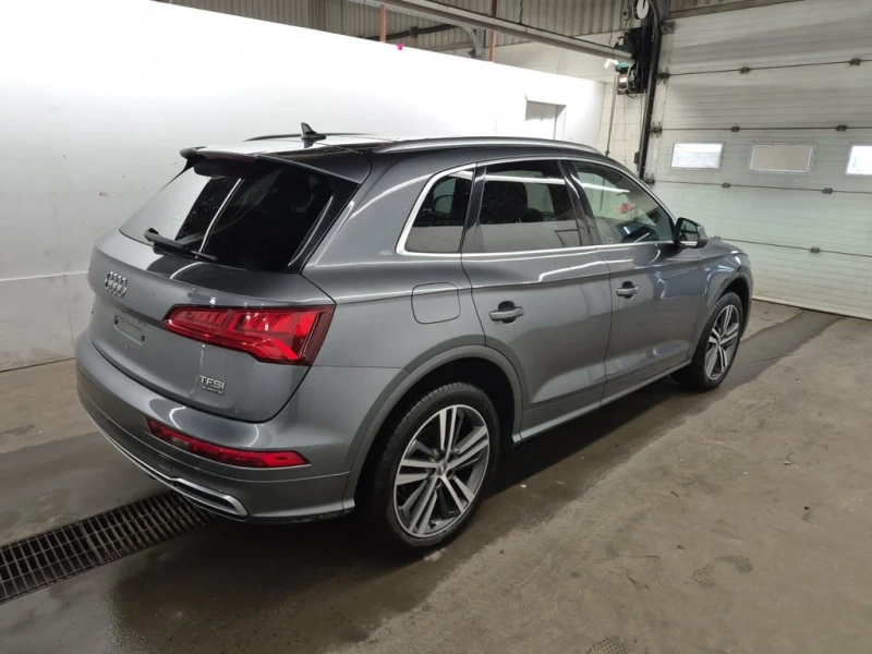 Audi Q5 2018 QUATTRO * БЕЗ ПЪРВОНАЧАЛНА ВНОСКА, снимка 4 - Автомобили и джипове - 53020436