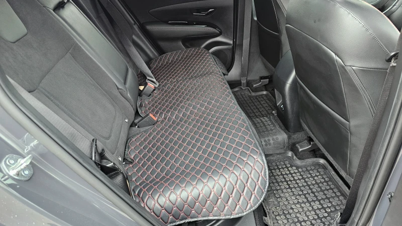 Hyundai Tucson, снимка 14 - Автомобили и джипове - 53034940