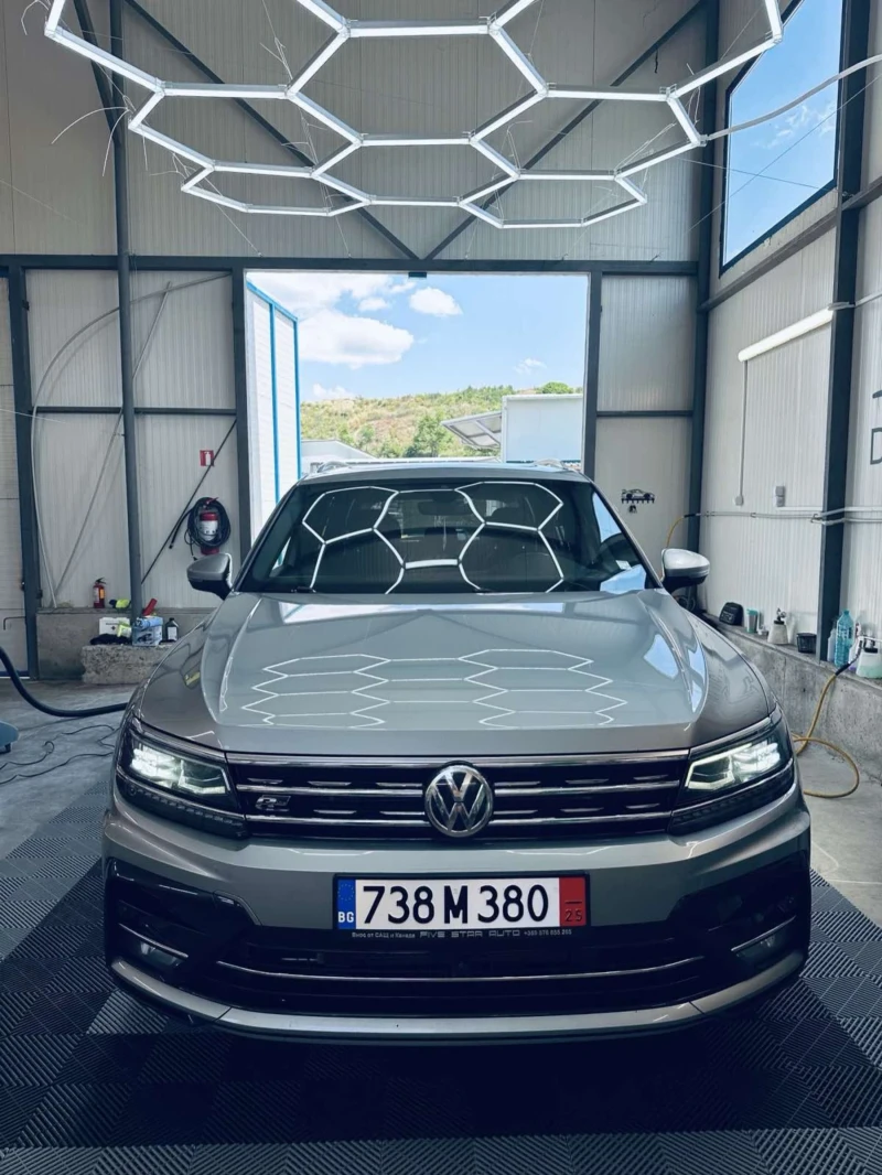 VW Tiguan R-line Highline 2.0 TSI 