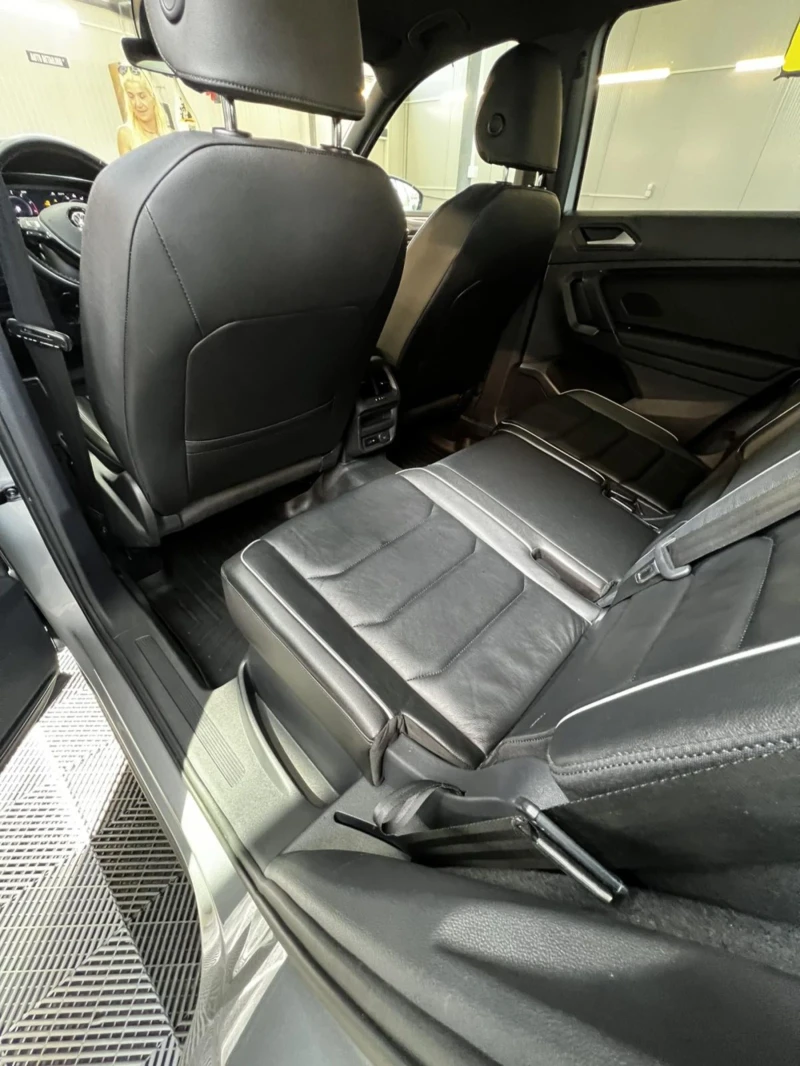 VW Tiguan R-line Highline 2.0 TSI , снимка 10 - Автомобили и джипове - 53125125