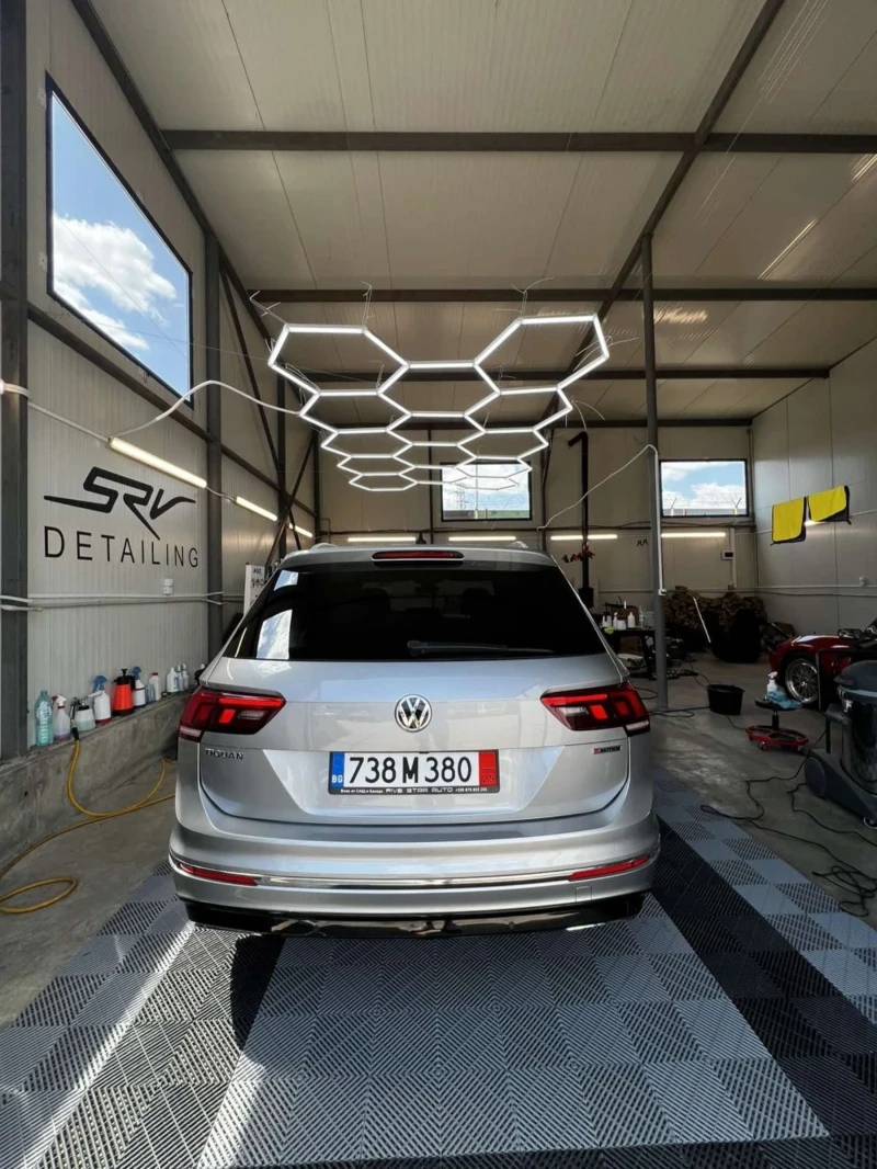 VW Tiguan R-line Highline 2.0 TSI , снимка 8 - Автомобили и джипове - 53125125