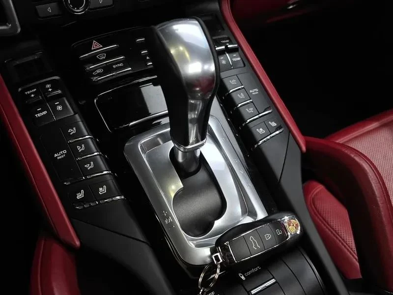 Porsche Cayenne, снимка 9 - Автомобили и джипове - 56727710