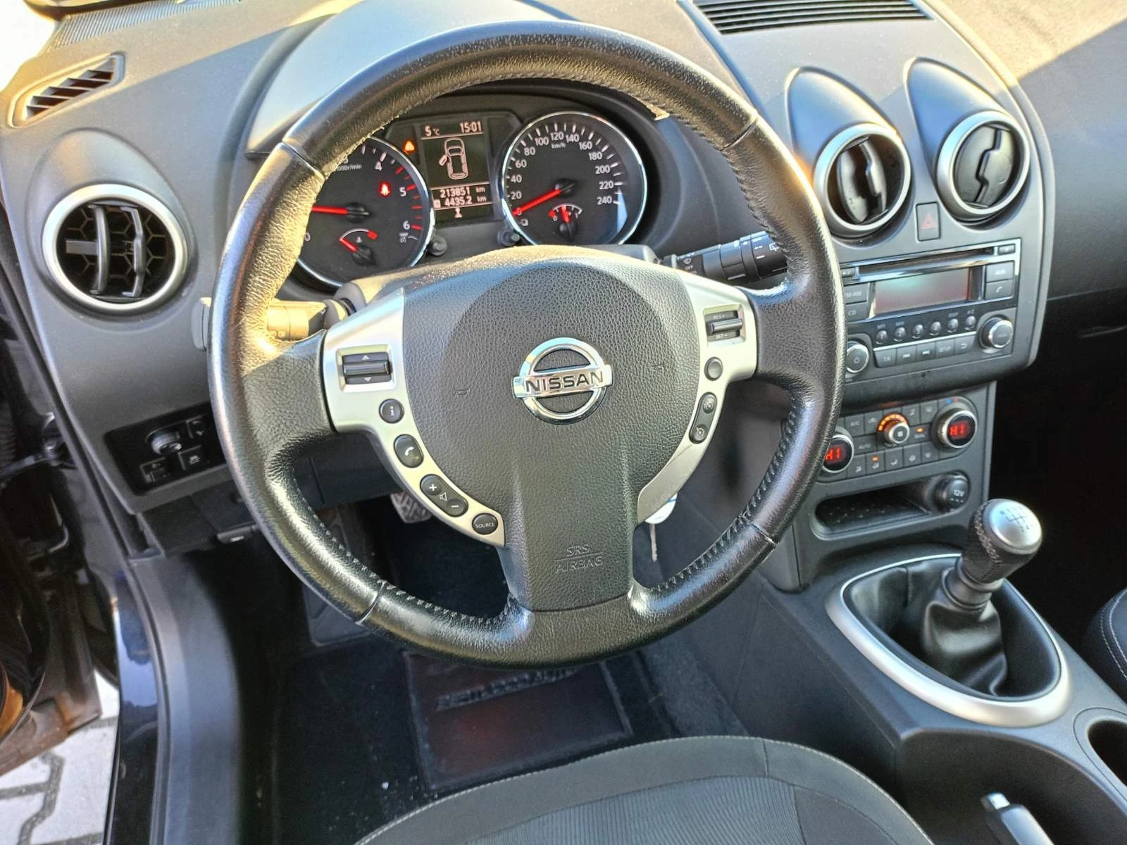 Nissan Qashqai 1.5 dCi - изображение 9