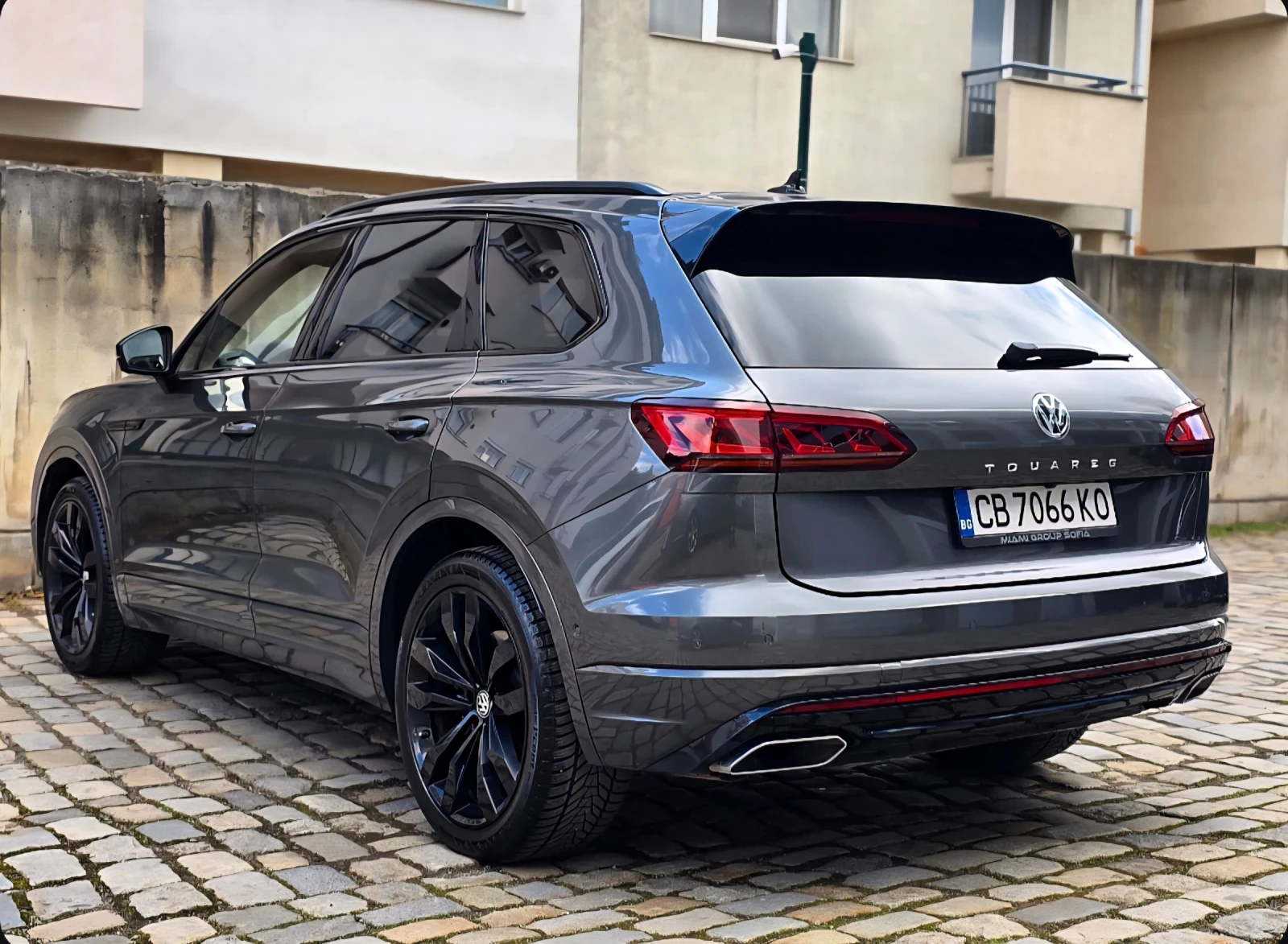 VW Touareg V8 R-Line 4.0TDI Black Optic ������� | Mobile.bg � ����������� 3