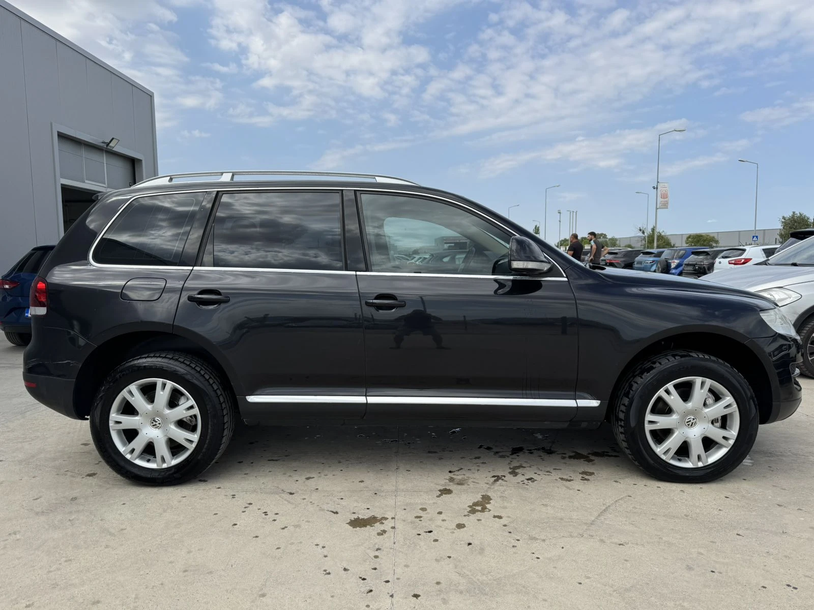 VW Touareg 3.0* 224ps* 4x4* НАВИ* КОЖА* ПАРКТРОНИК - изображение 6