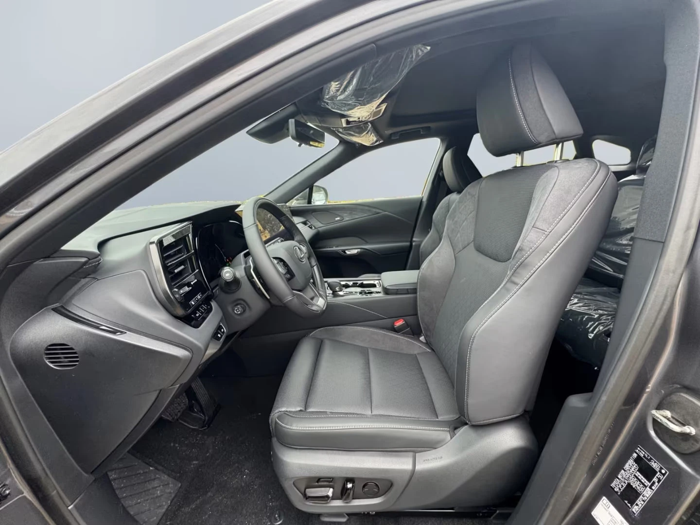 Lexus RX 350h НОВ!/LUXURY-LINE/250HP/PANO/360CAM/HUD/NIGHT/410f - изображение 8