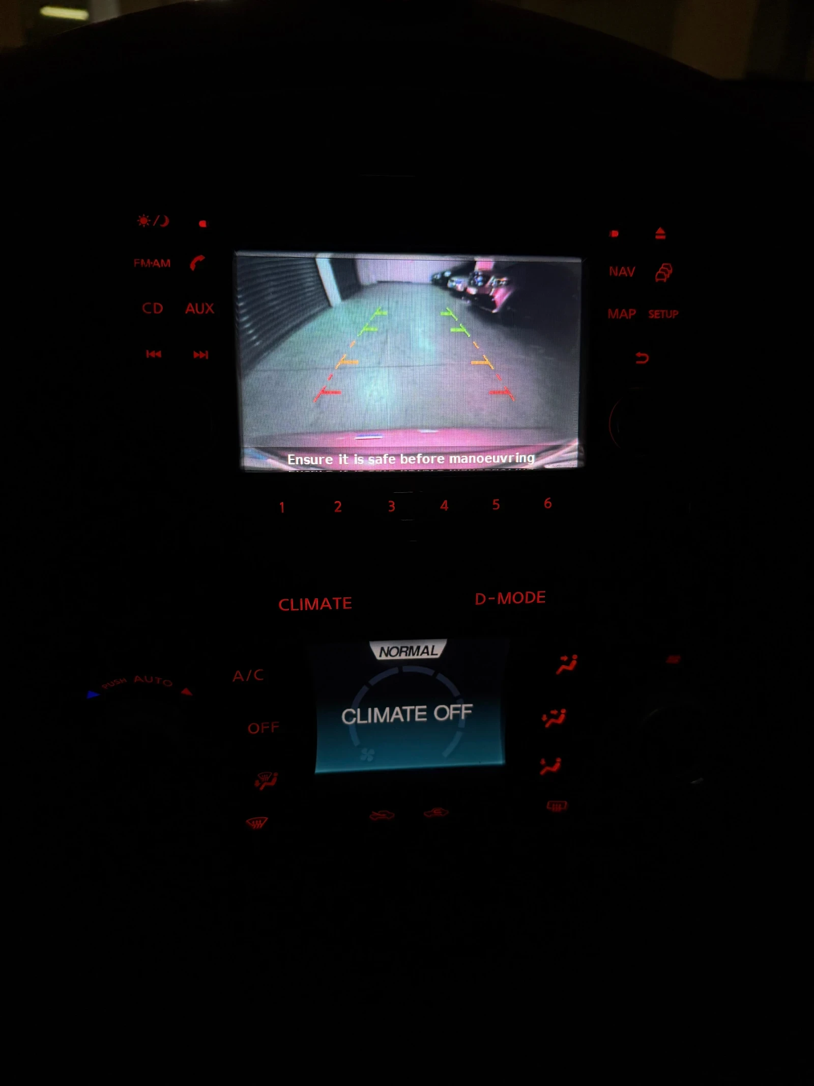 Nissan Juke Nissan Juke 1.6 Turbo 4x4  | Mobile.bg   10