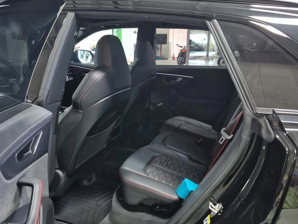 Audi RSQ8 * quattro * CARFAX *    | Mobile.bg   11