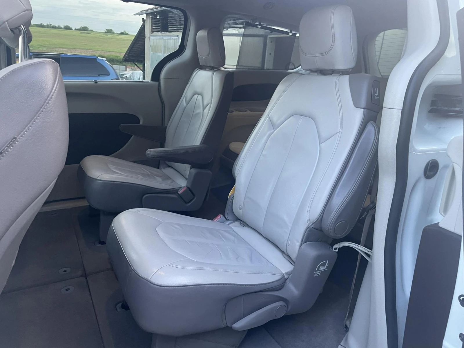 Chrysler Pacifica 3, 6L Pentastar  | Mobile.bg � ����������� 11