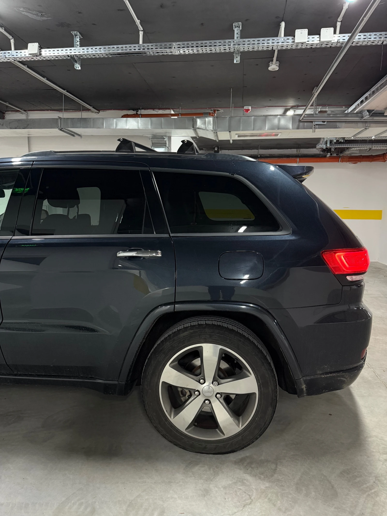 Jeep Grand cherokee Overland - изображение 7