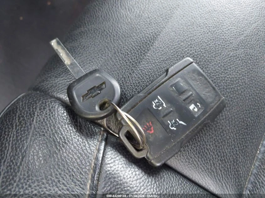 Chevrolet Suburban 5.3L V-8 DI, VVT, 355HP 4X4 Drive | Mobile.bg � ����������� 3