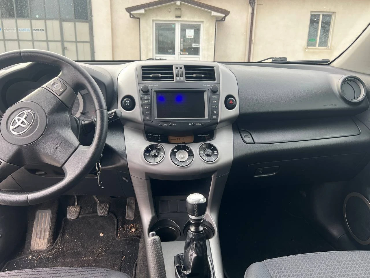 Toyota Rav4  - изображение 6