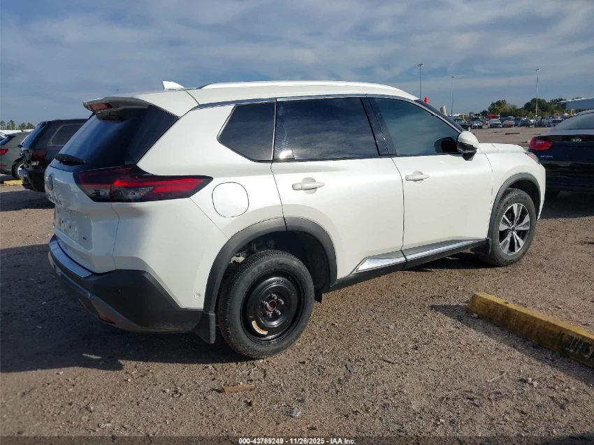 Nissan Rogue SL* ProPILOT * ПОДГРЕВ* PANO - изображение 4