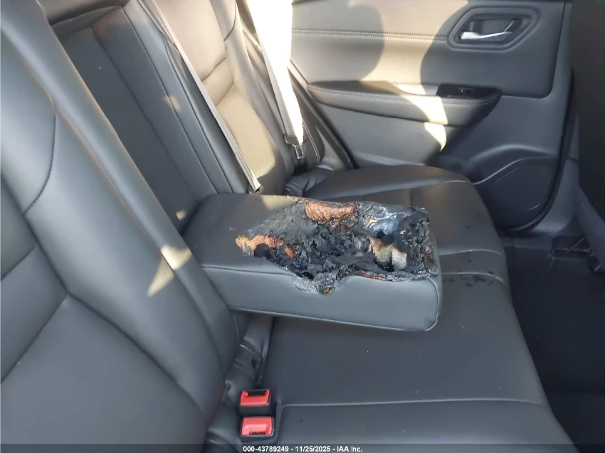 Nissan Rogue SL* ProPILOT * ПОДГРЕВ* PANO - изображение 6