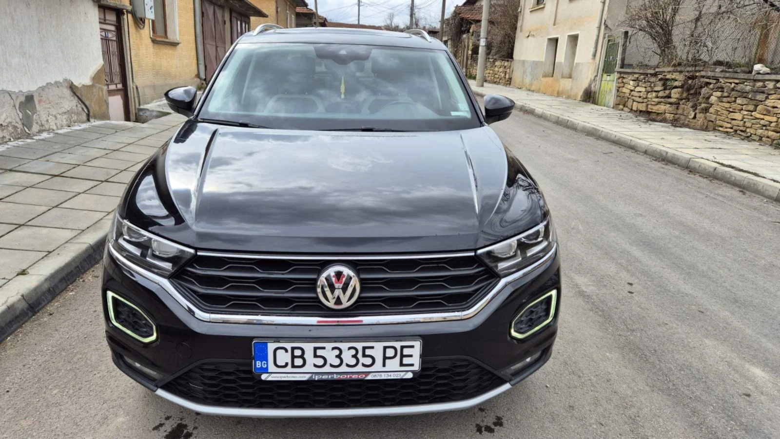 VW T-Roc 1.5TSI/DIGITAL/FULL LED/NAVI/KAMERA/PANORAMA, снимка 2 - Автомобили и джипове - 53807499