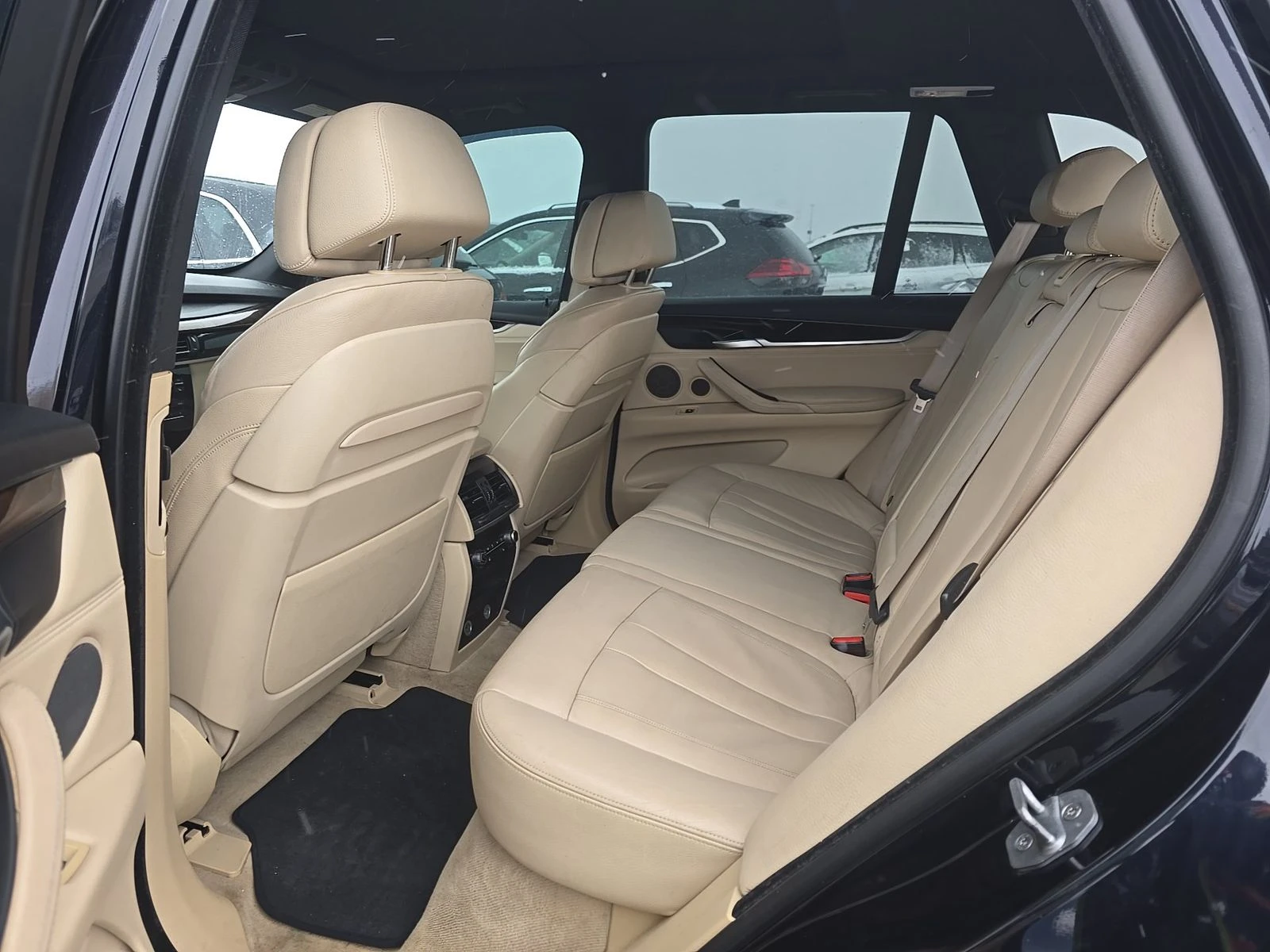 BMW X5 M* SPORT* HARMON* KARDON* ХЕДЪП* КАМЕРА* КЕЙЛЕС* , снимка 13 - Автомобили и джипове - 53912238