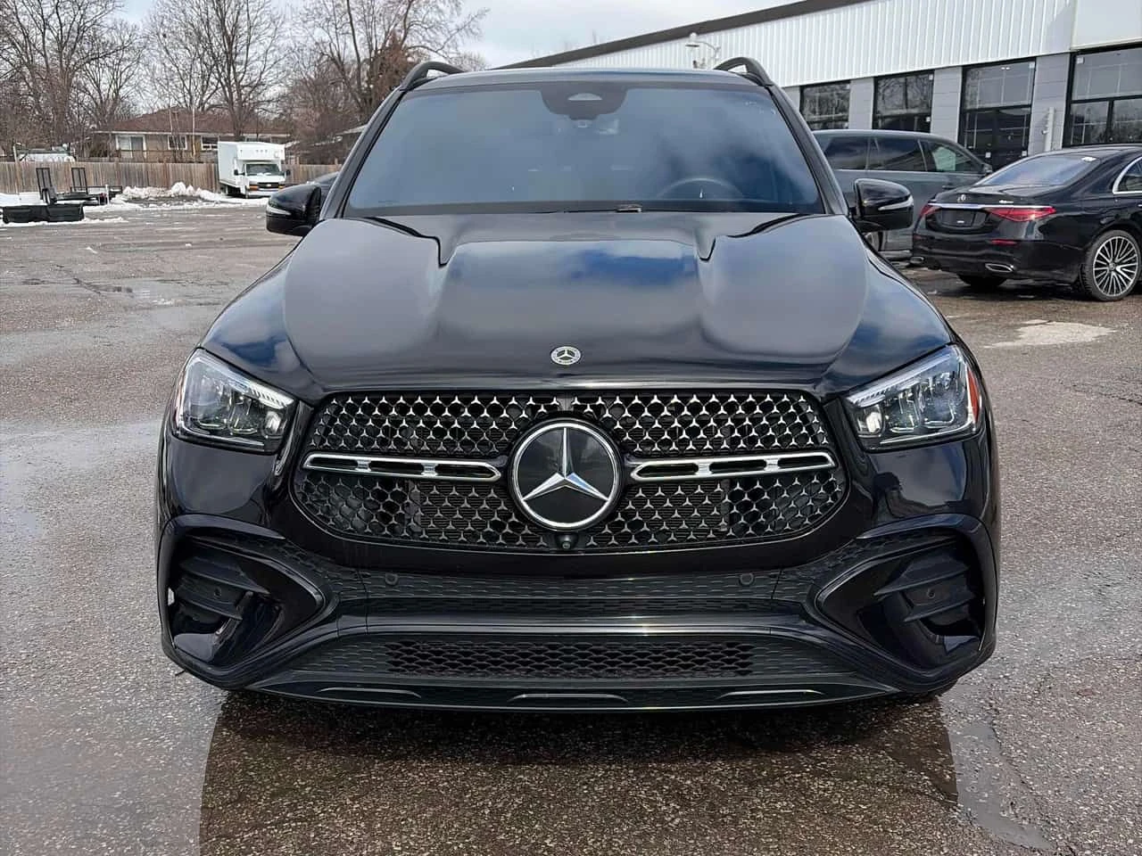 Mercedes-Benz GLE 350 4MATIC SUV/HUD/ПАНОРАМА/360/ОБДУХВАНЕ, снимка 2 - Автомобили и джипове - 54161133