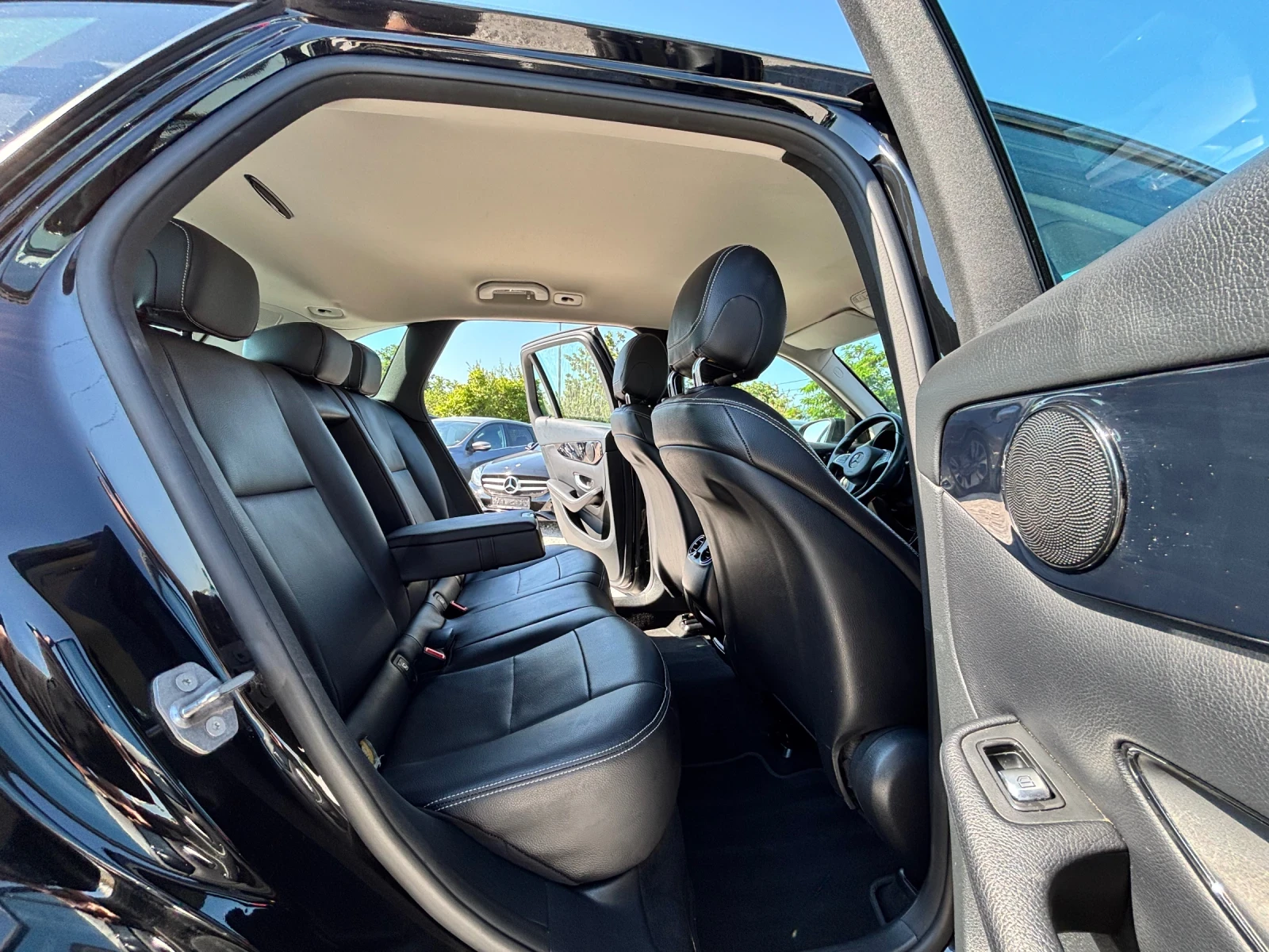 Mercedes-Benz GLC 220 2.2/160 Х.КМ./ПОДГРЕВ/КАМЕРА/TOP, снимка 9 - Автомобили и джипове - 54877952