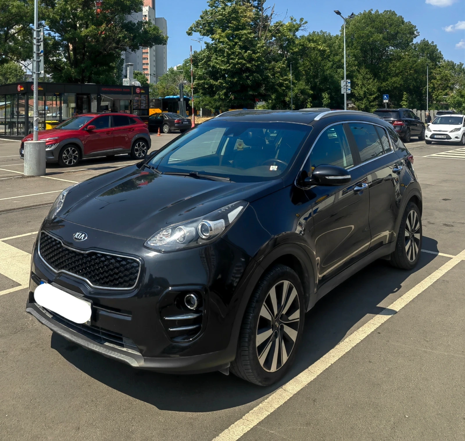 Kia Sportage, снимка 2 - Автомобили и джипове - 55496630