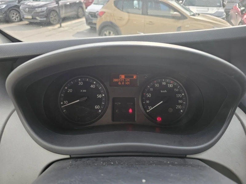 Renault Trafic 2.0 dCi 115 hp, снимка 8 - Бусове и автобуси - 53344709
