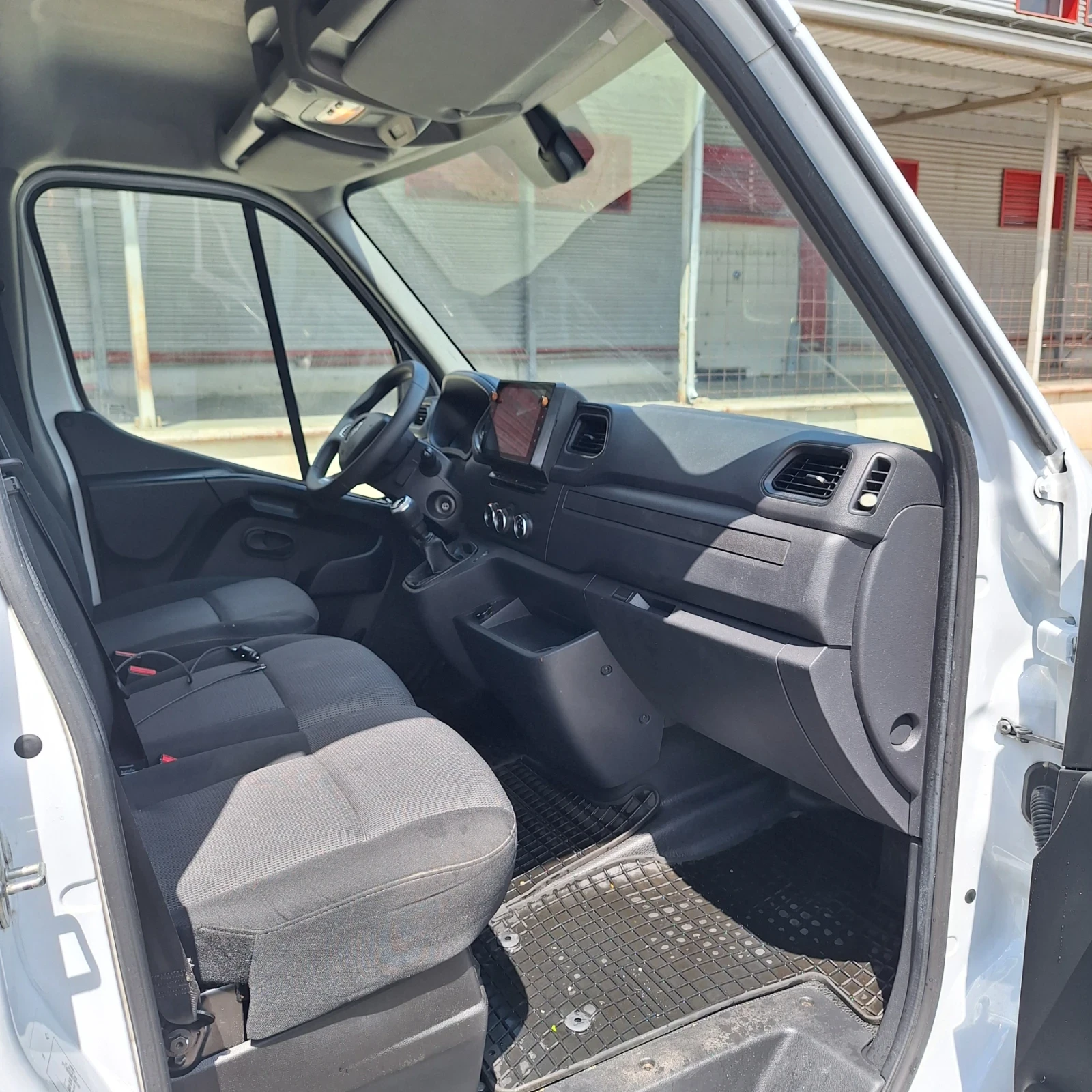 Renault Master  - изображение 7