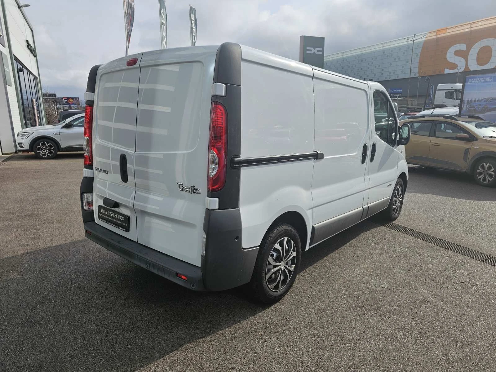 Renault Trafic 2.0 dCi 115 hp - изображение 5
