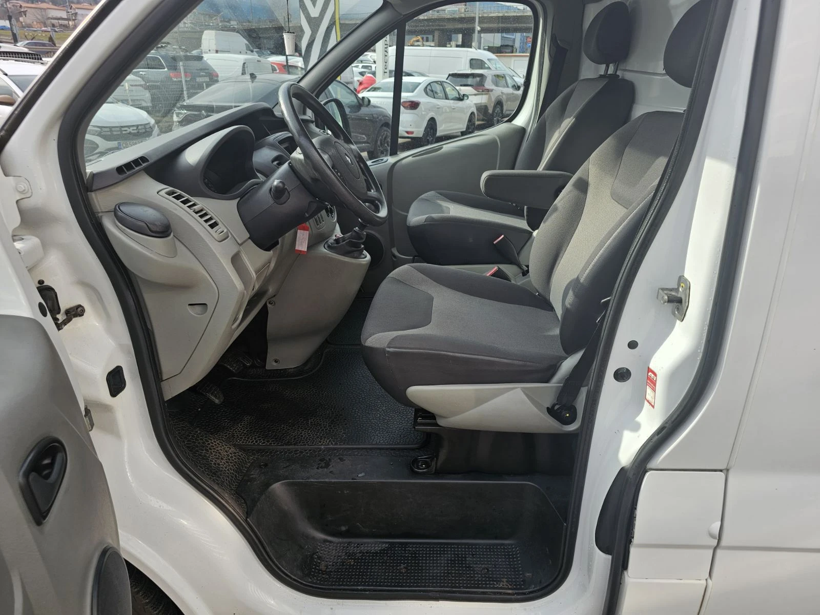 Renault Trafic 2.0 dCi 115 hp - изображение 7
