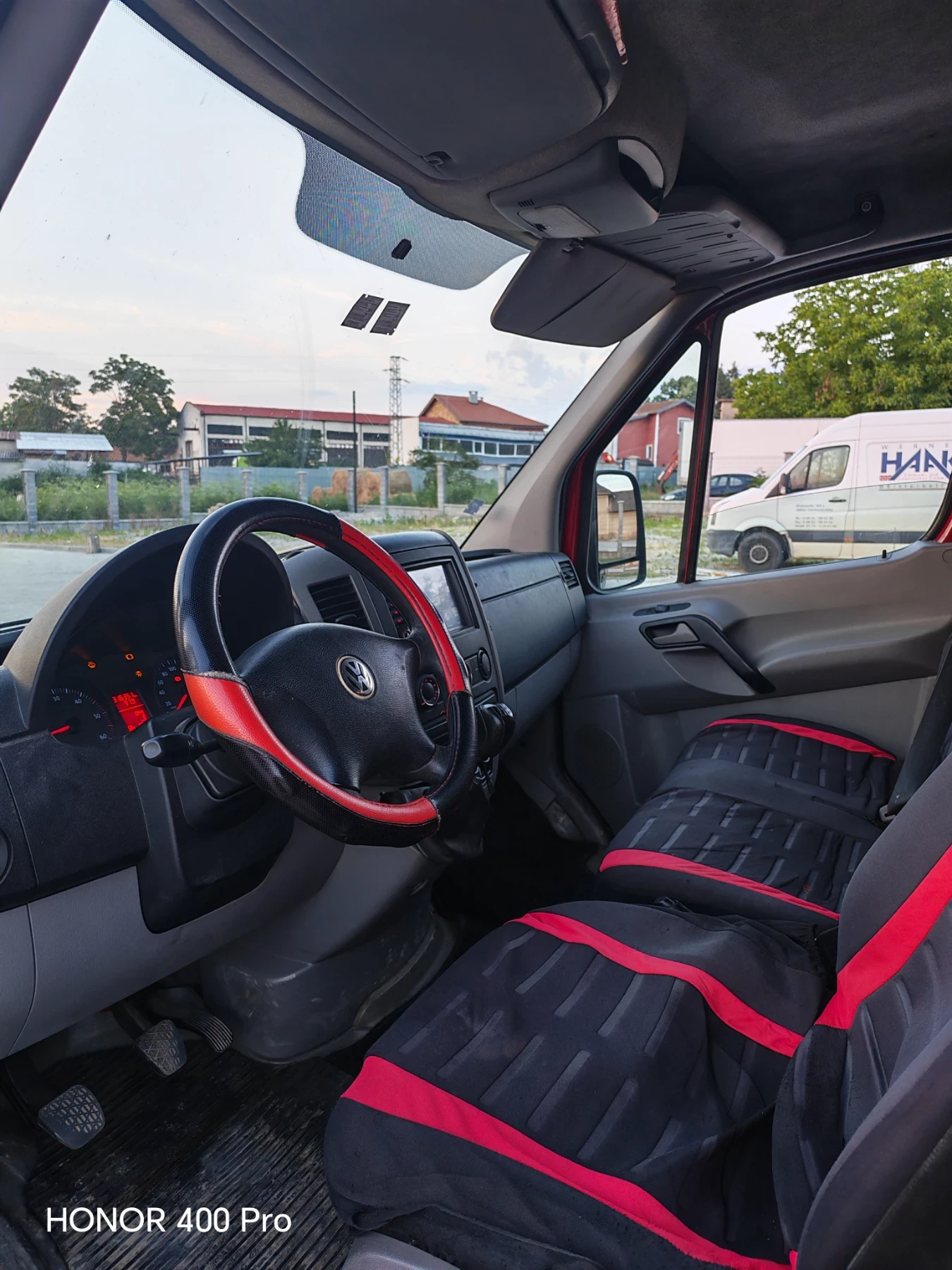 VW Crafter Средна база, снимка 6 - Бусове и автобуси - 55054901