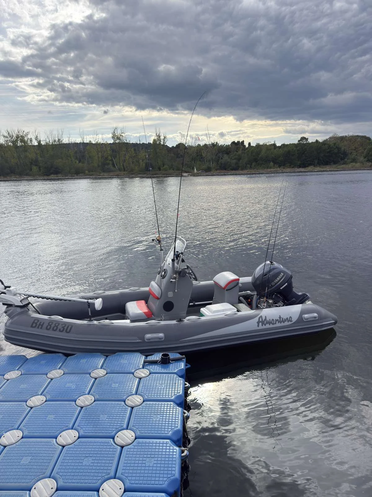 Лодка Adventure V 500