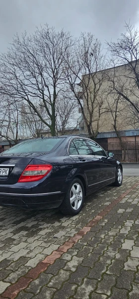 Mercedes-Benz C 220 Ръчка , снимка 11