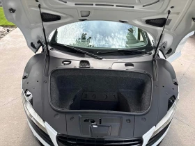 Audi R8 * 4.2L* CARFAX* АВТОКРЕДИТ БЕЗ ПЪРВОНАЧАЛНА ВНОСКА, снимка 14