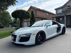 Audi R8 * 4.2L* CARFAX* АВТОКРЕДИТ БЕЗ ПЪРВОНАЧАЛНА ВНОСКА, снимка 15