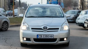 Toyota Corolla verso, снимка 1