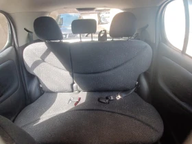 Обява за продажба на Toyota Yaris 1.3 ~4 000 лв. - изображение 6
