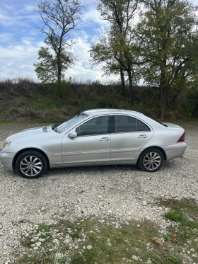 Mercedes-Benz C 220, снимка 2