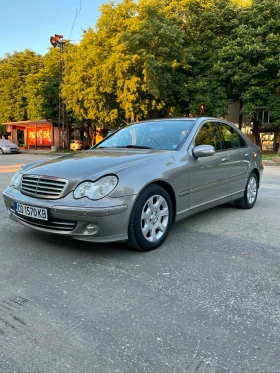 Mercedes-Benz C 230 C 230 2.5i 204кс 2006г 7G tronic - 3200 € / 6258.66 лв. - 83911361 2