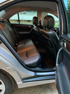Mercedes-Benz C 230 C 230 2.5i 204кс 2006г 7G tronic - 3200 € / 6258.66 лв. - 83911361 9