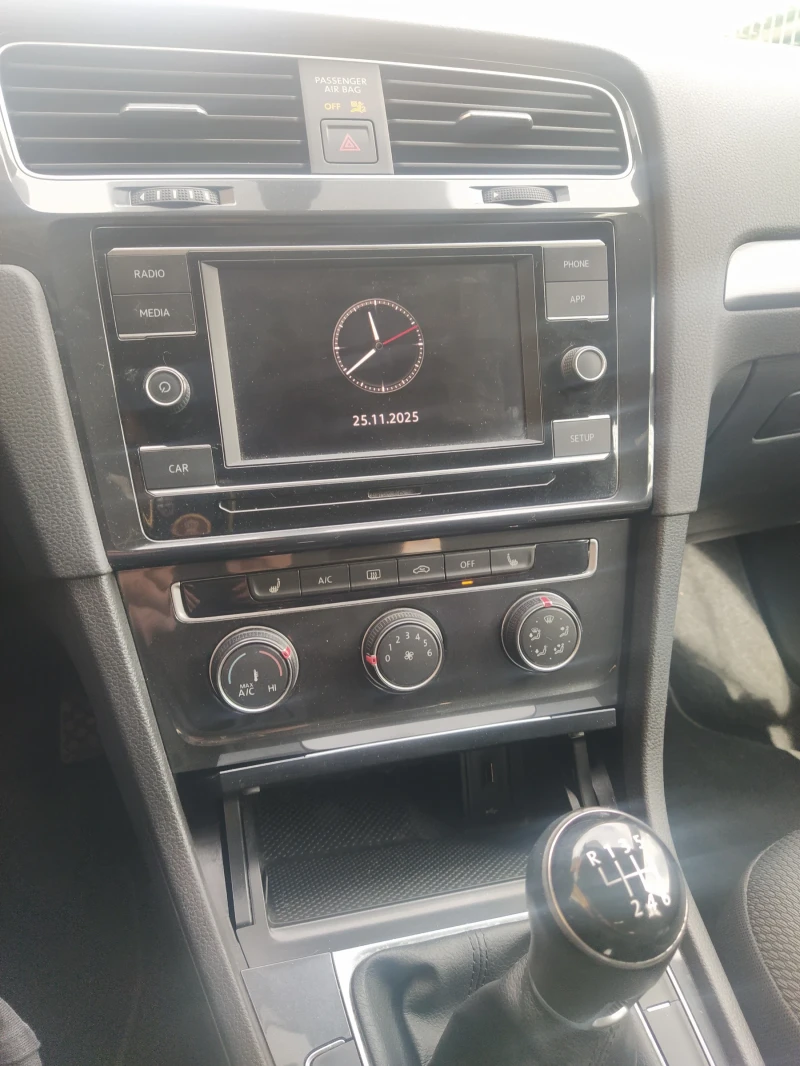 VW Golf 1.8 4motion facelift , снимка 11 - Автомобили и джипове - 52052815