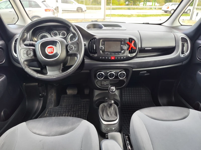 Fiat 500L 1.3 дизел Автомат, снимка 11 - Автомобили и джипове - 47459337