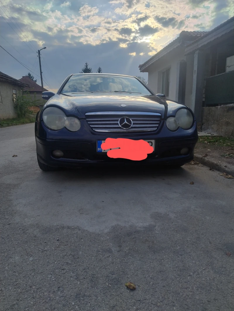 Mercedes-Benz 220, снимка 1 - Автомобили и джипове - 47484073