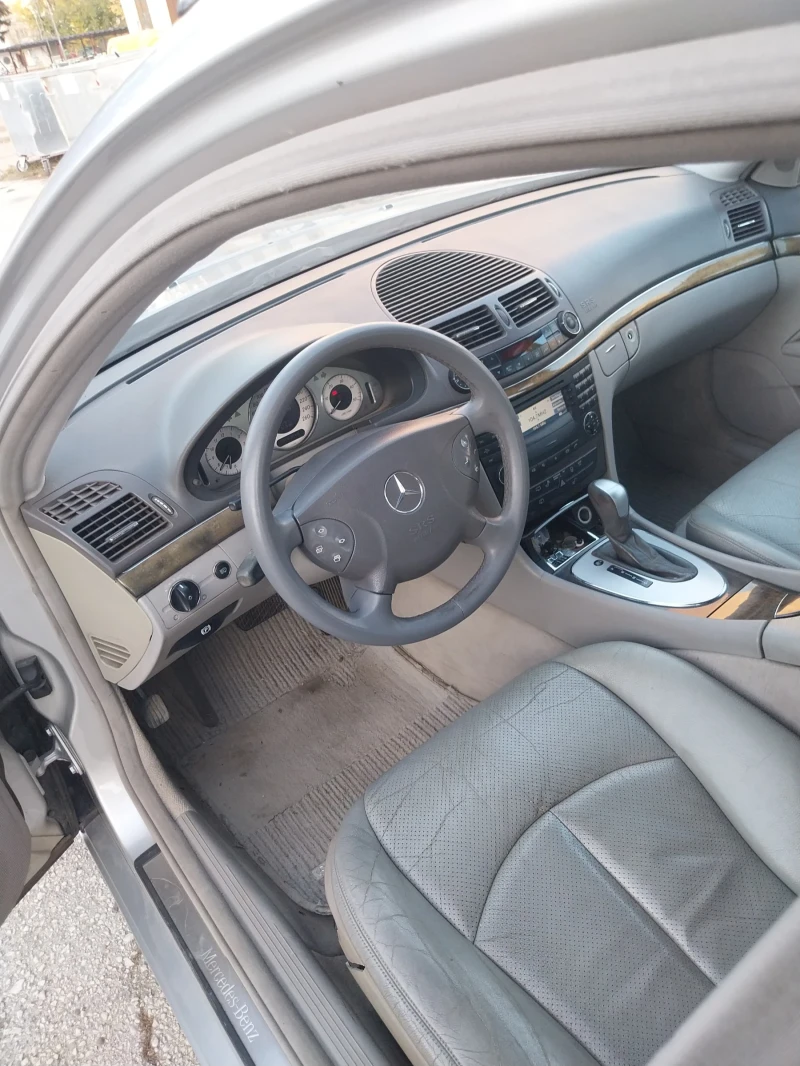 Mercedes-Benz E 320 3.2CDI 204PS Avantgarde , снимка 5 - Автомобили и джипове - 47919784