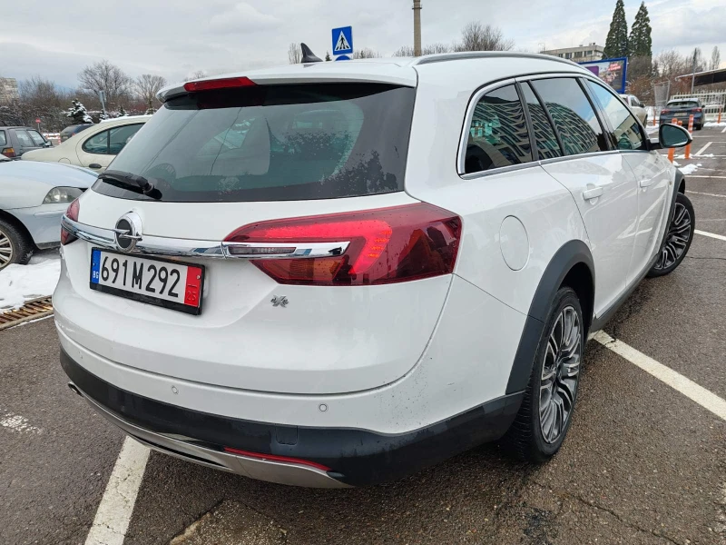 Opel Insignia 2.0 CDTI 4X4 163h, снимка 5 - Автомобили и джипове - 49435241