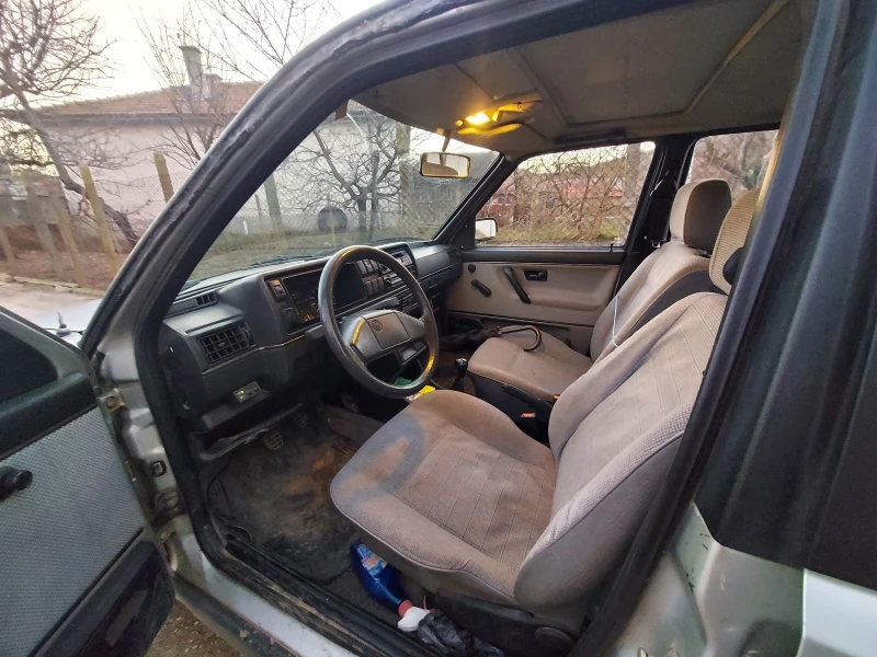 VW Jetta, снимка 12 - Автомобили и джипове - 52244390